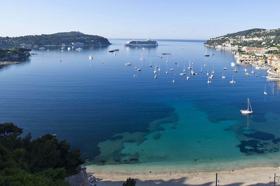 france yacht chater sailing holiday destinations riviera