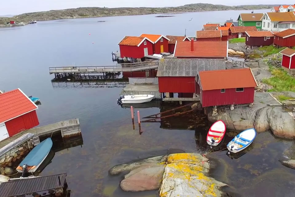 yacht charter sailing holiday destinations sweden